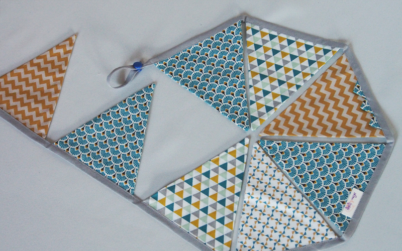 Guirlande de fanions fait main Lou & tralala