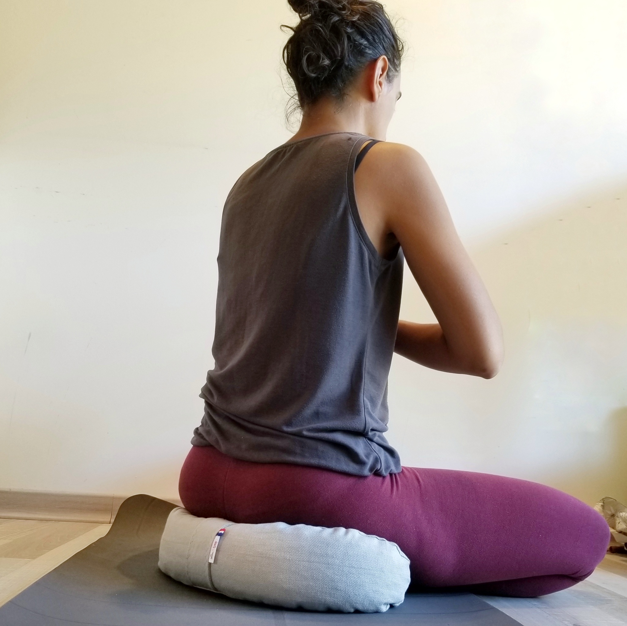Coussin de méditation / yoga demi lune - Lou & tralala